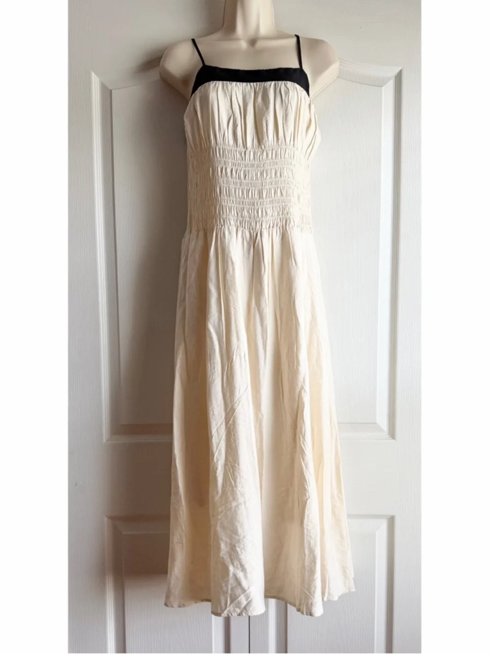 Anthropologie By The River Rosella Smocked Midi Dress - Picture 3 of 9